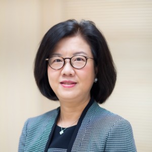 Prof Cynthia Yiu